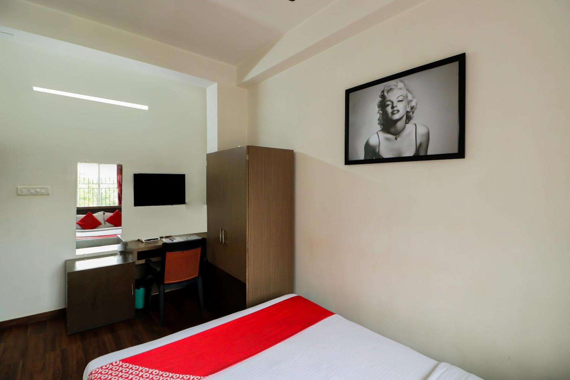 Oyo Flagship 1805 Hotel Star Delight Panchuria Esterno foto