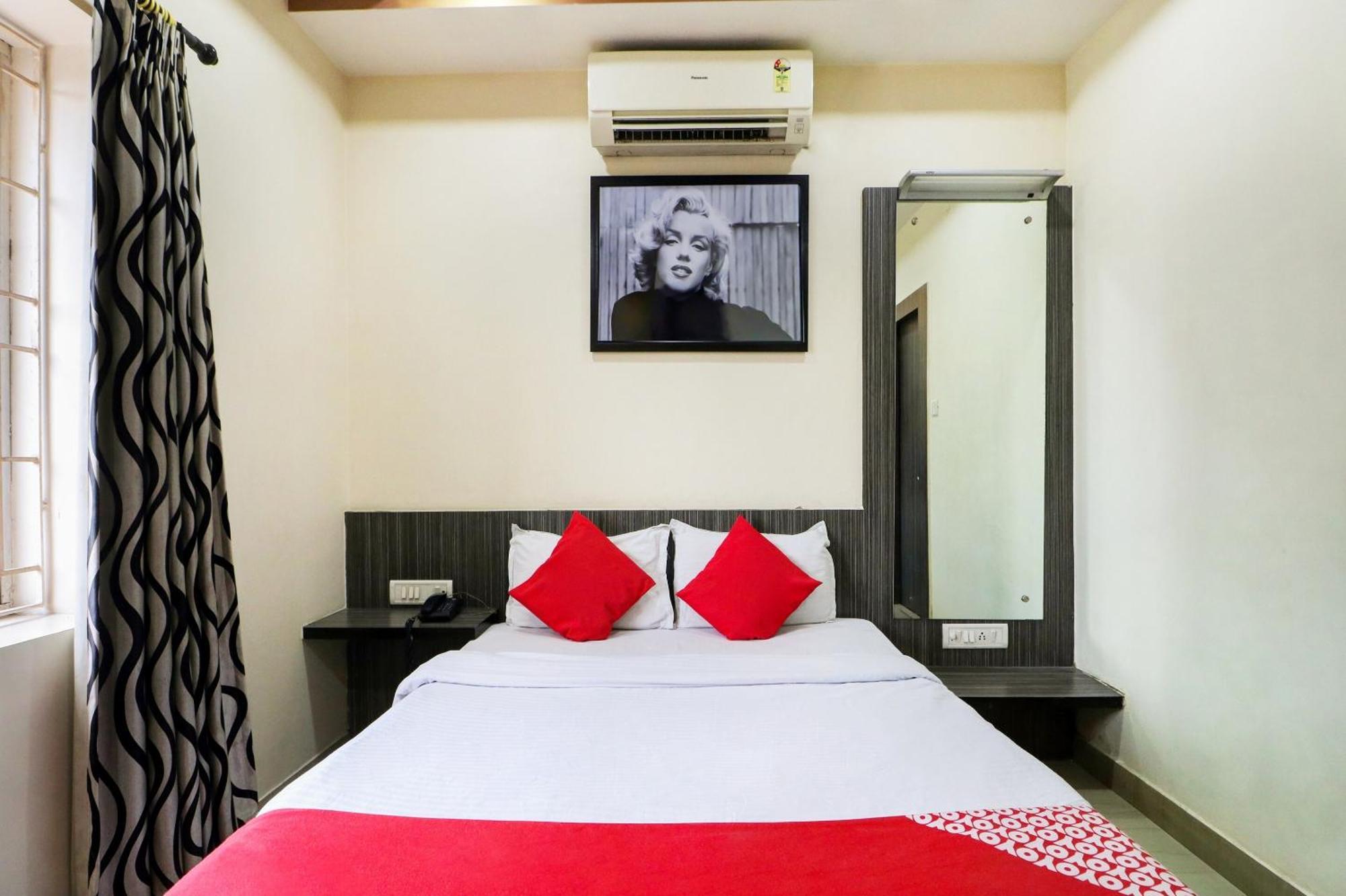 Oyo Flagship 1805 Hotel Star Delight Panchuria Esterno foto
